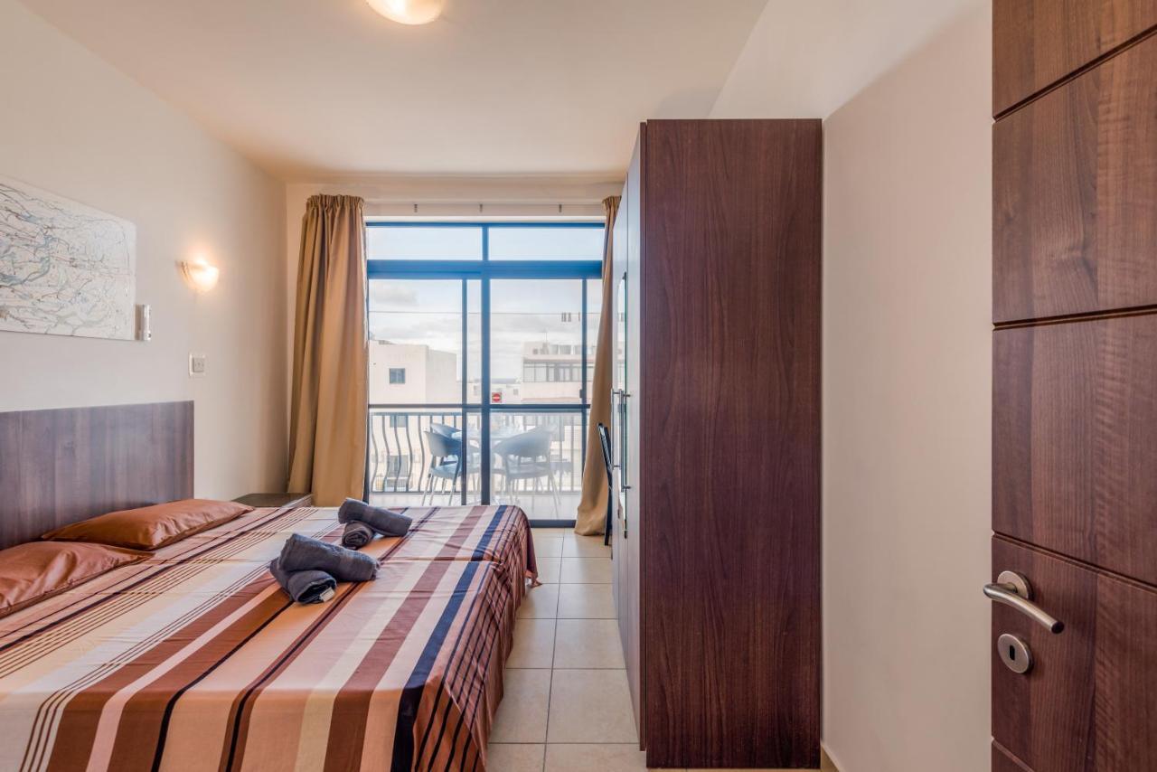 Seashells 2 Bedroom Apartments With Terrace, Just Off The Bugibba Promenade - By Getwaysmalta San Pawl il-Baħar Extérieur photo
